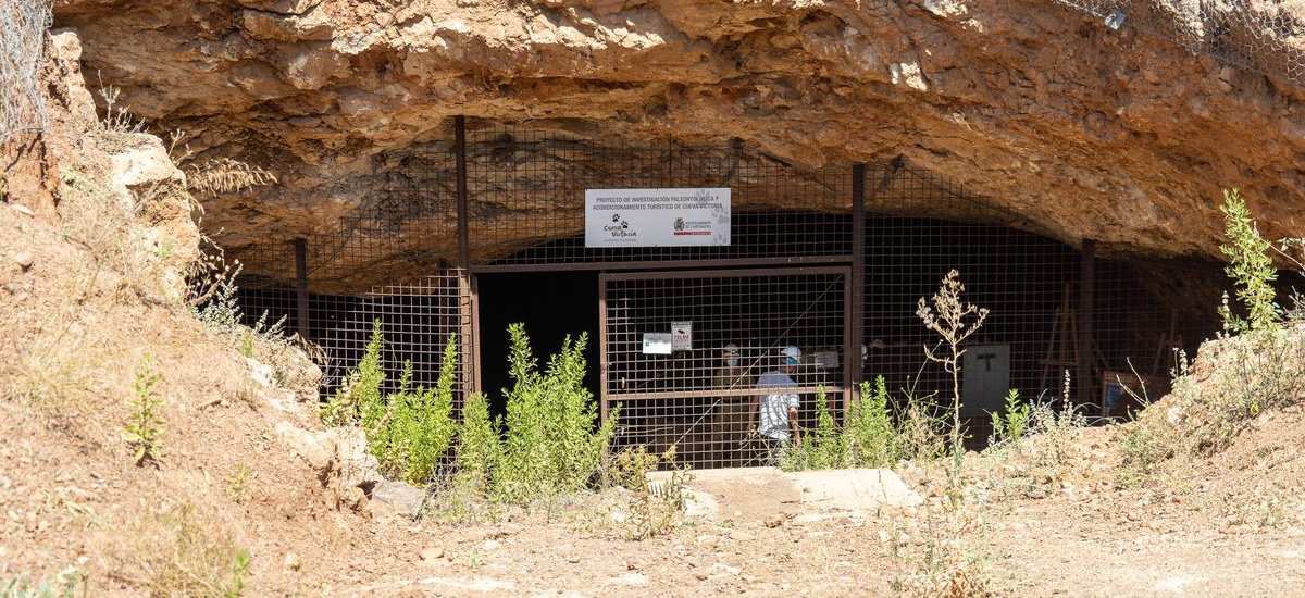 Pedro García Martínez, profesor de Arquitectura, proyecta el centro de visitantes del yacimiento de Cueva Victoria